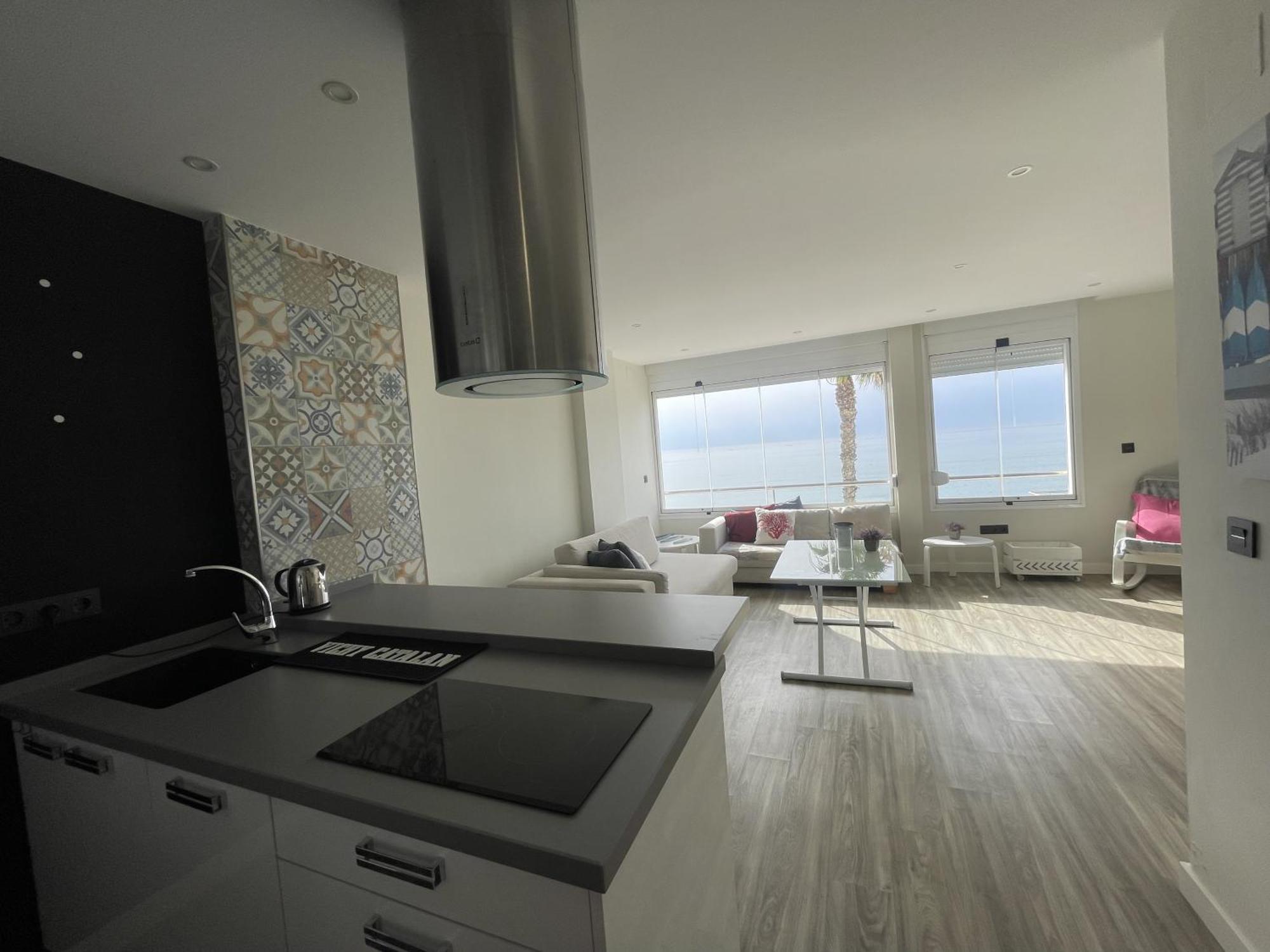 דירות טורמולינוס Moderno Piso Mirando Al Mar מראה חיצוני תמונה